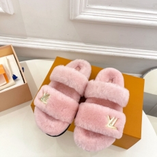 Louis Vuitton Slippers